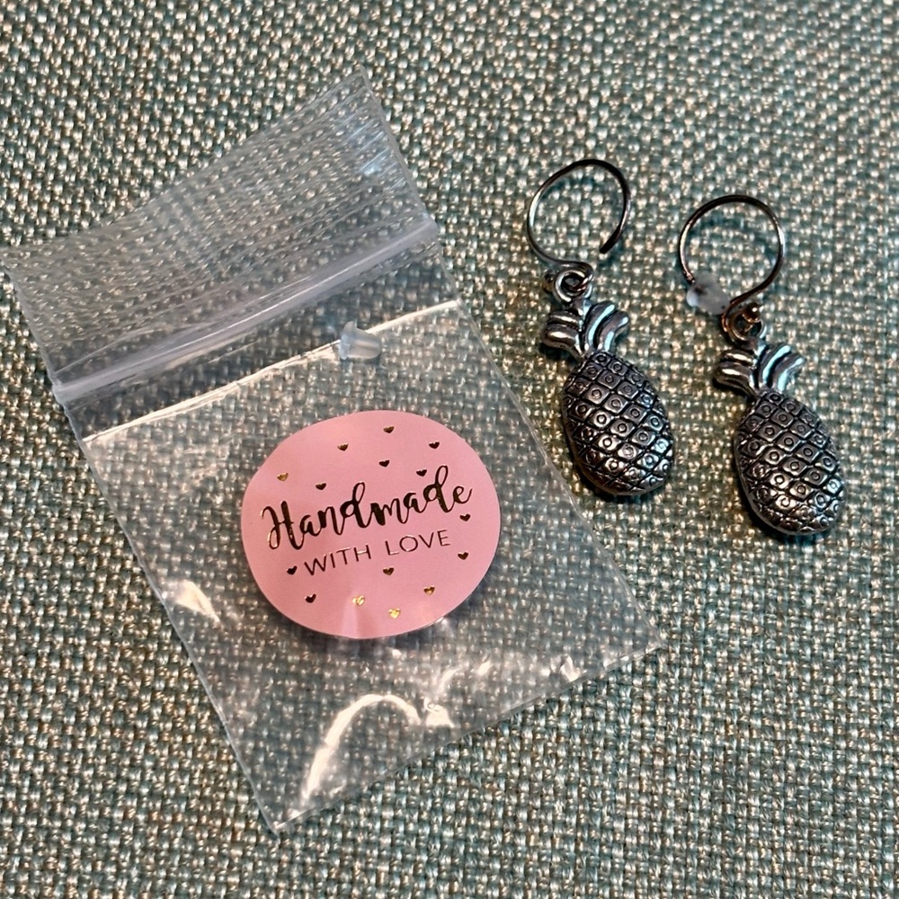 Bundle - New Hand Made 4 pairs silver tone Pineapple Earrings